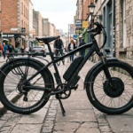 Bicicleta elétrica potente com motor de cubo grande na roda traseira